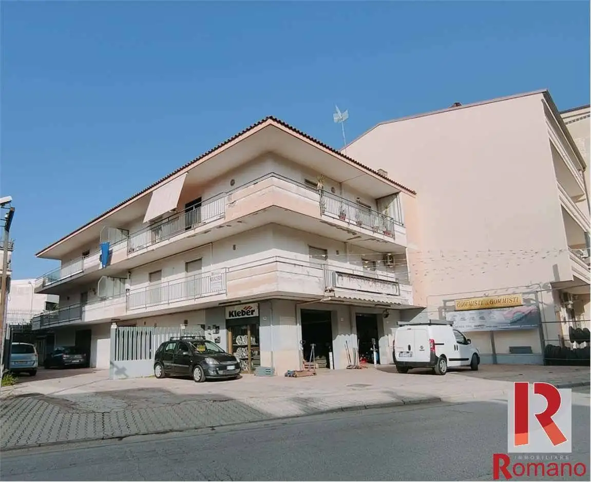 Palazzo - Edificio in vendita a Santa Maria Capua Vetere