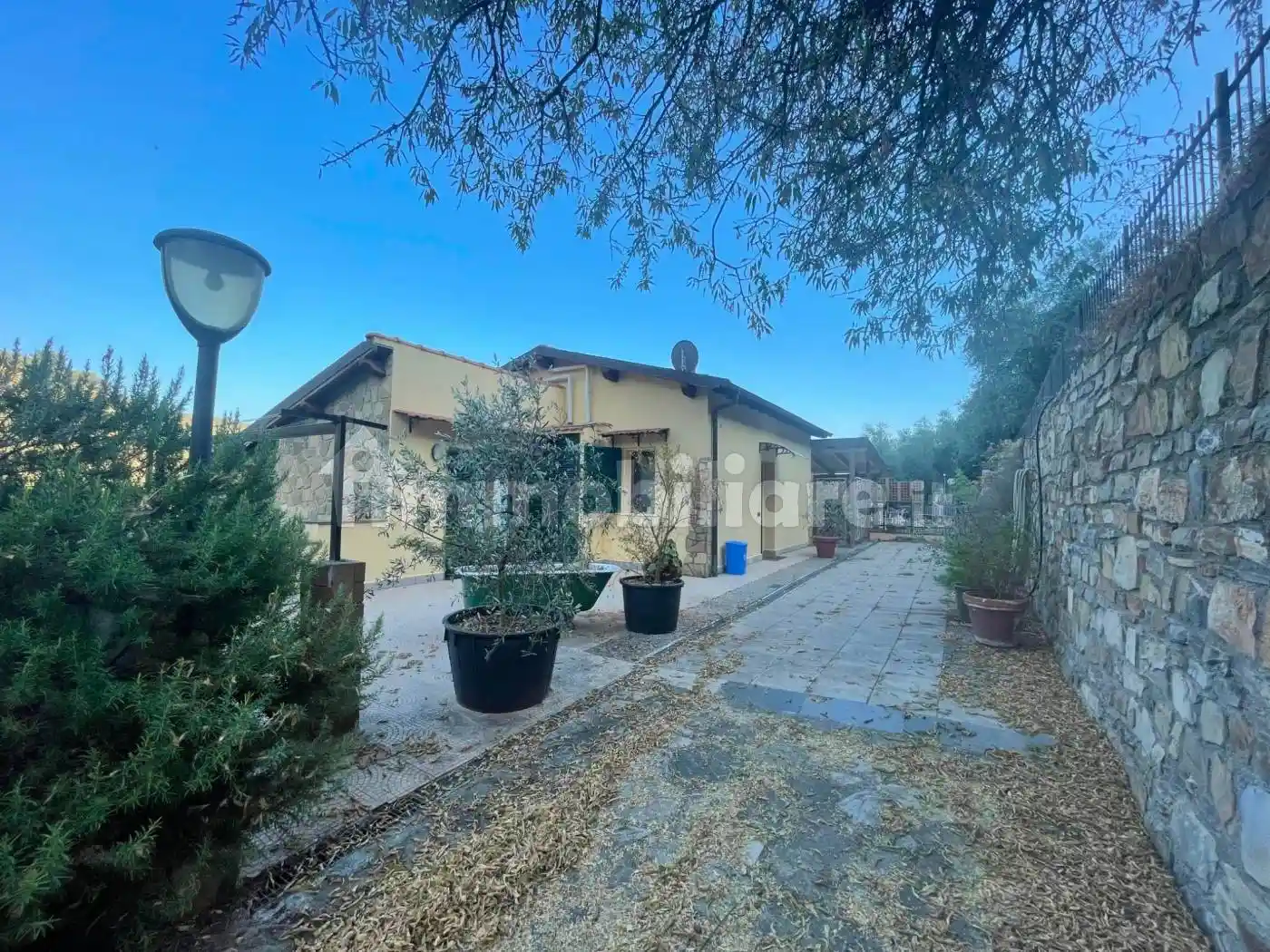 Villa in vendita a Castellaro