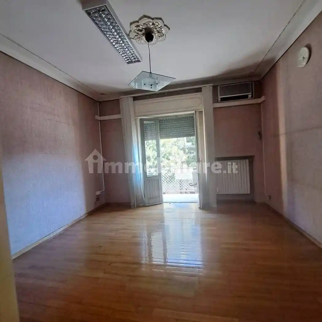 Appartamento via Indipendenza 2, Centro Storico, Catanzaro - foto 3