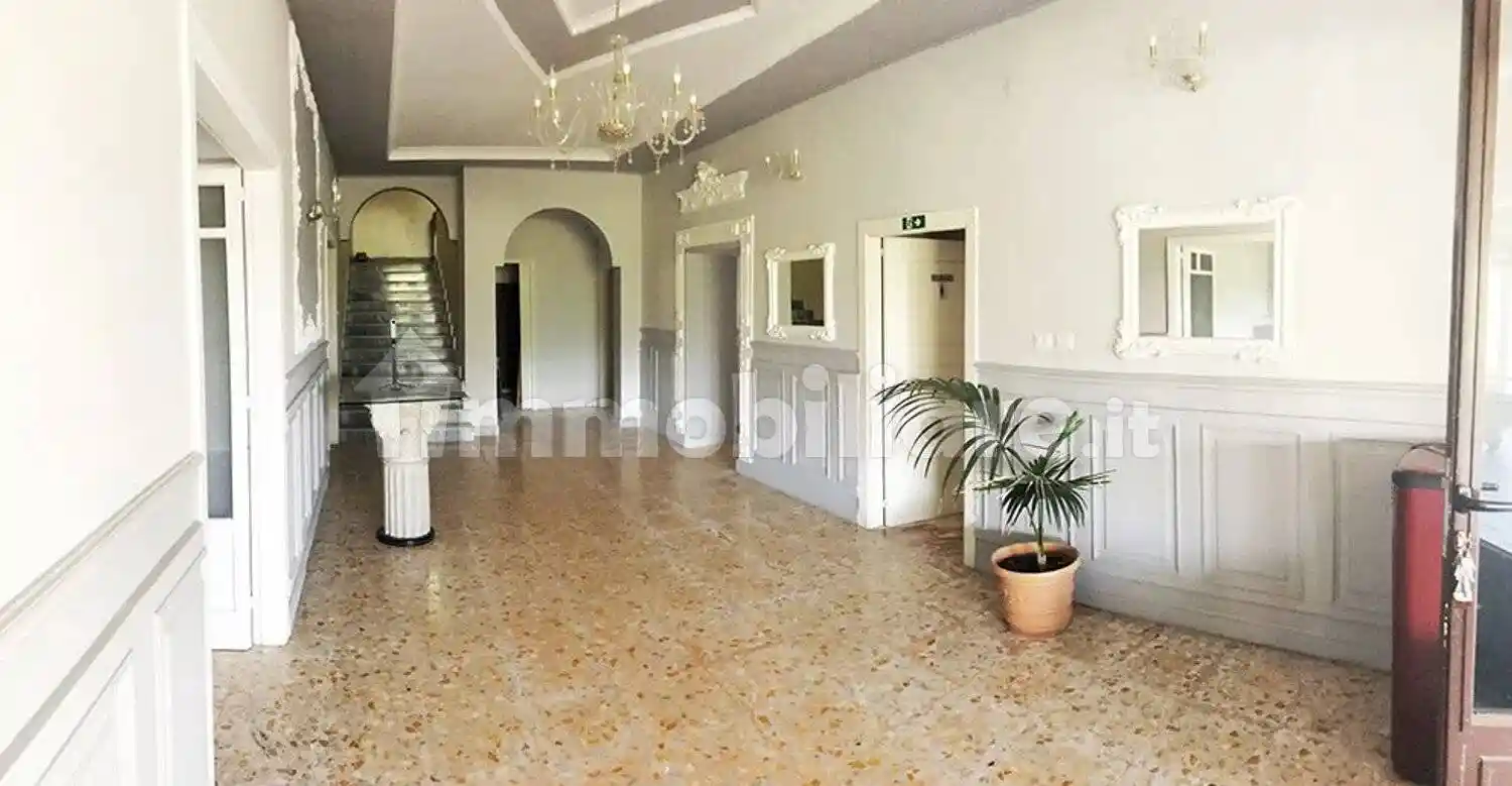 Palazzo - Edificio - foto 3