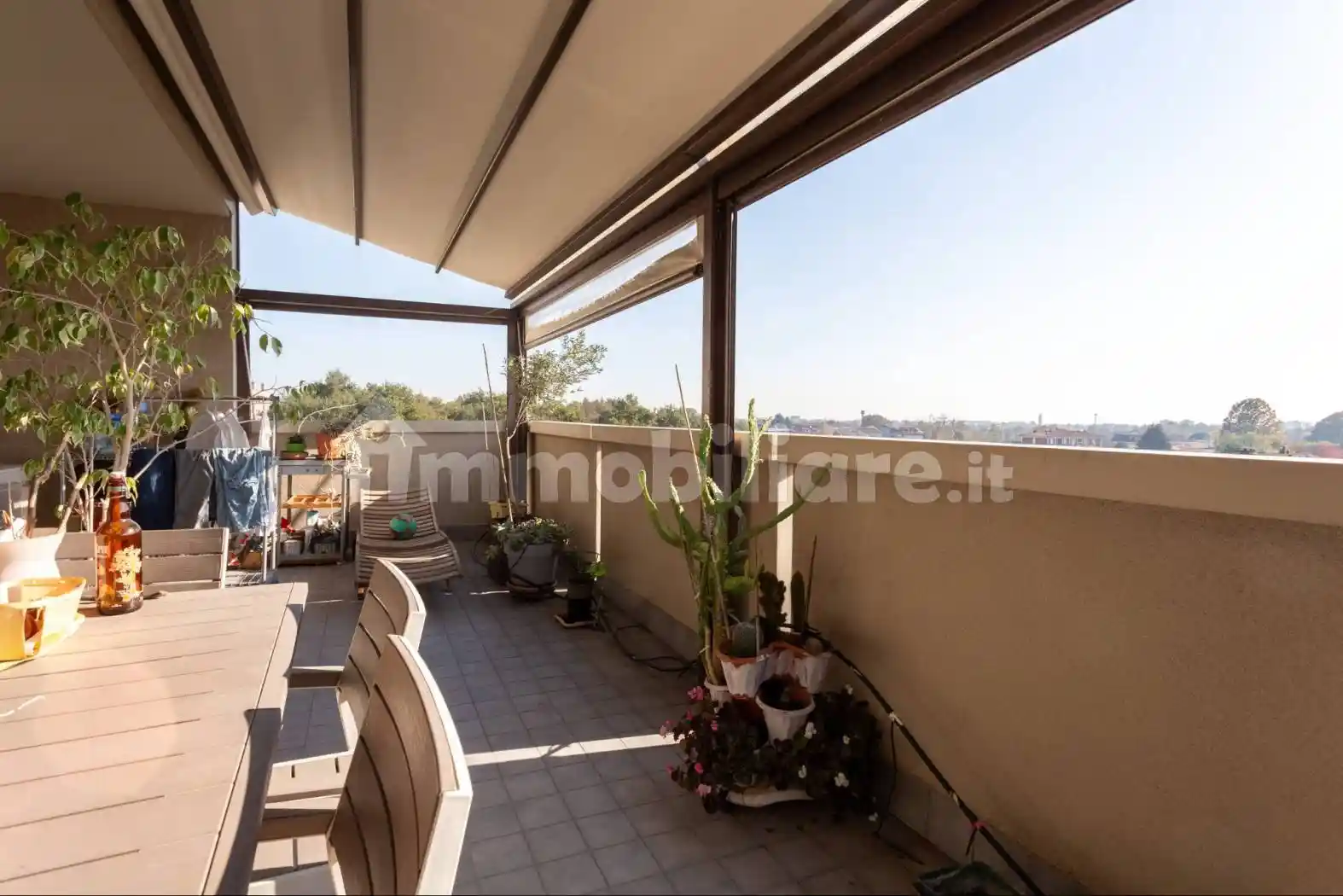 Appartamento in vendita a Caronno Pertusella