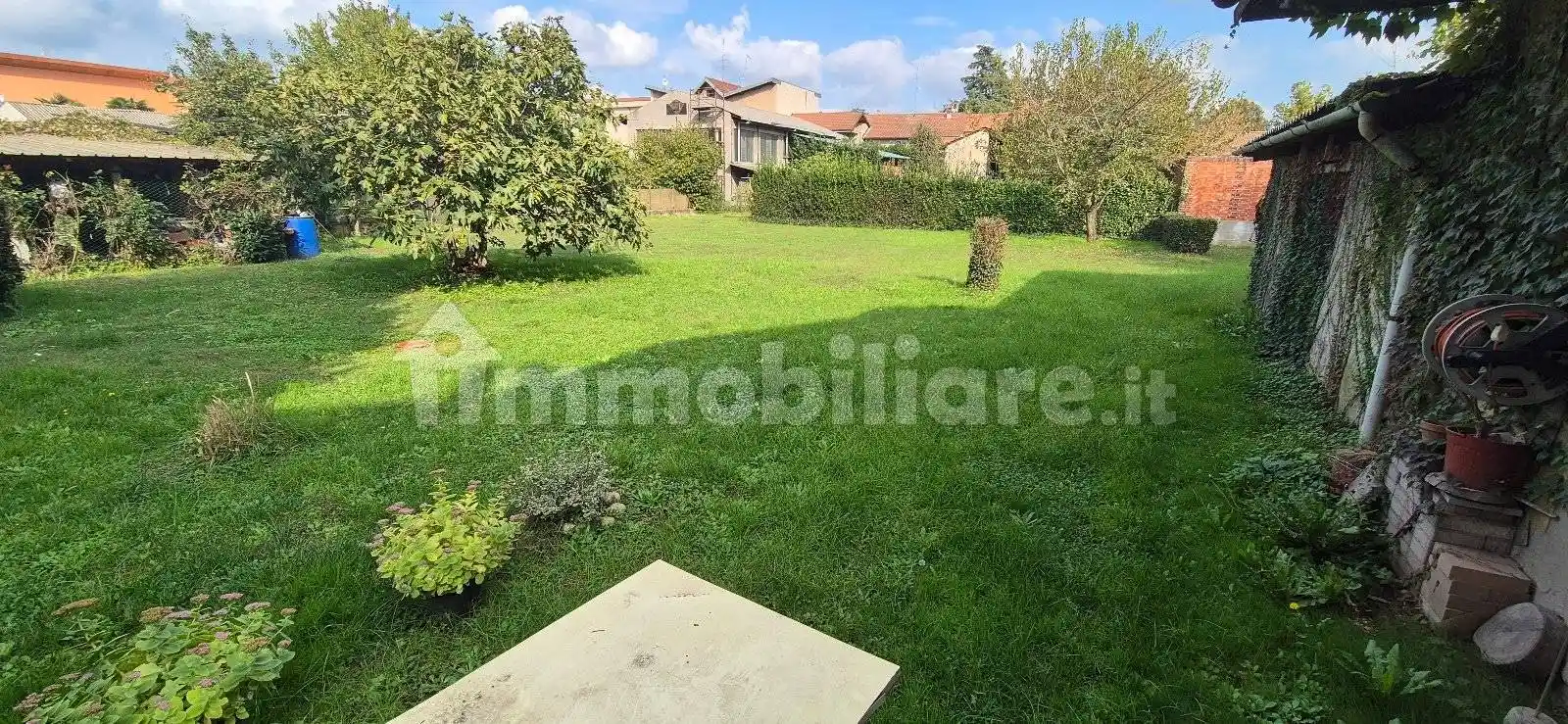 Villa in vendita a Trecate
