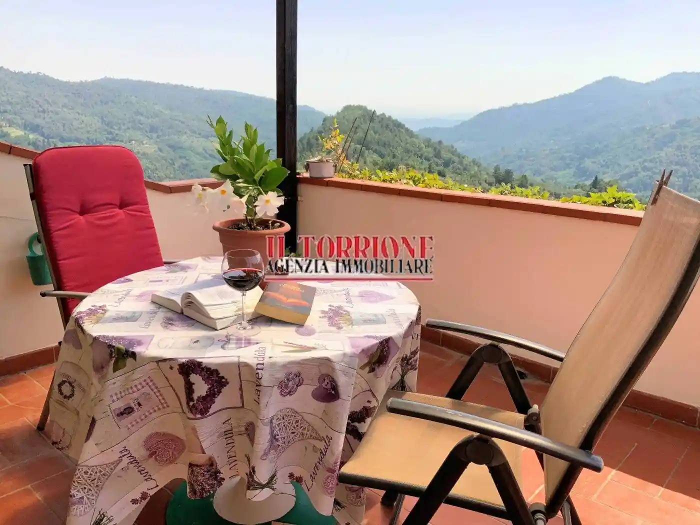 Casa indipendente in vendita a Pescia