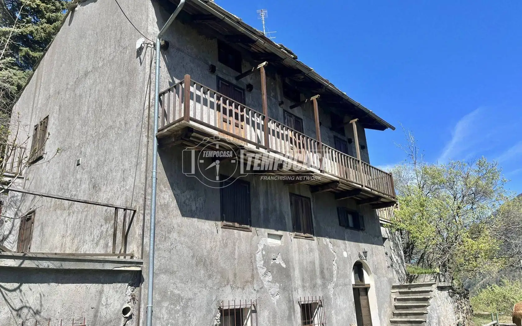 Terratetto unifamiliare 200 m², da ristrutturare, Exilles - foto 2