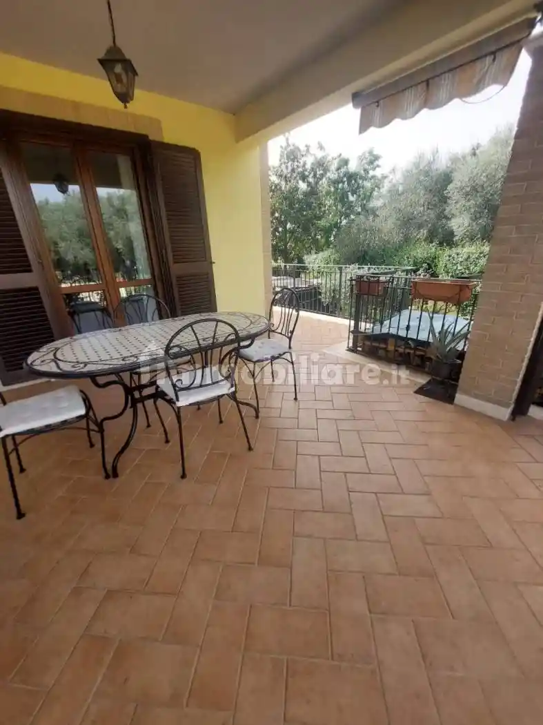 Villetta a schiera in vendita a Frosinone