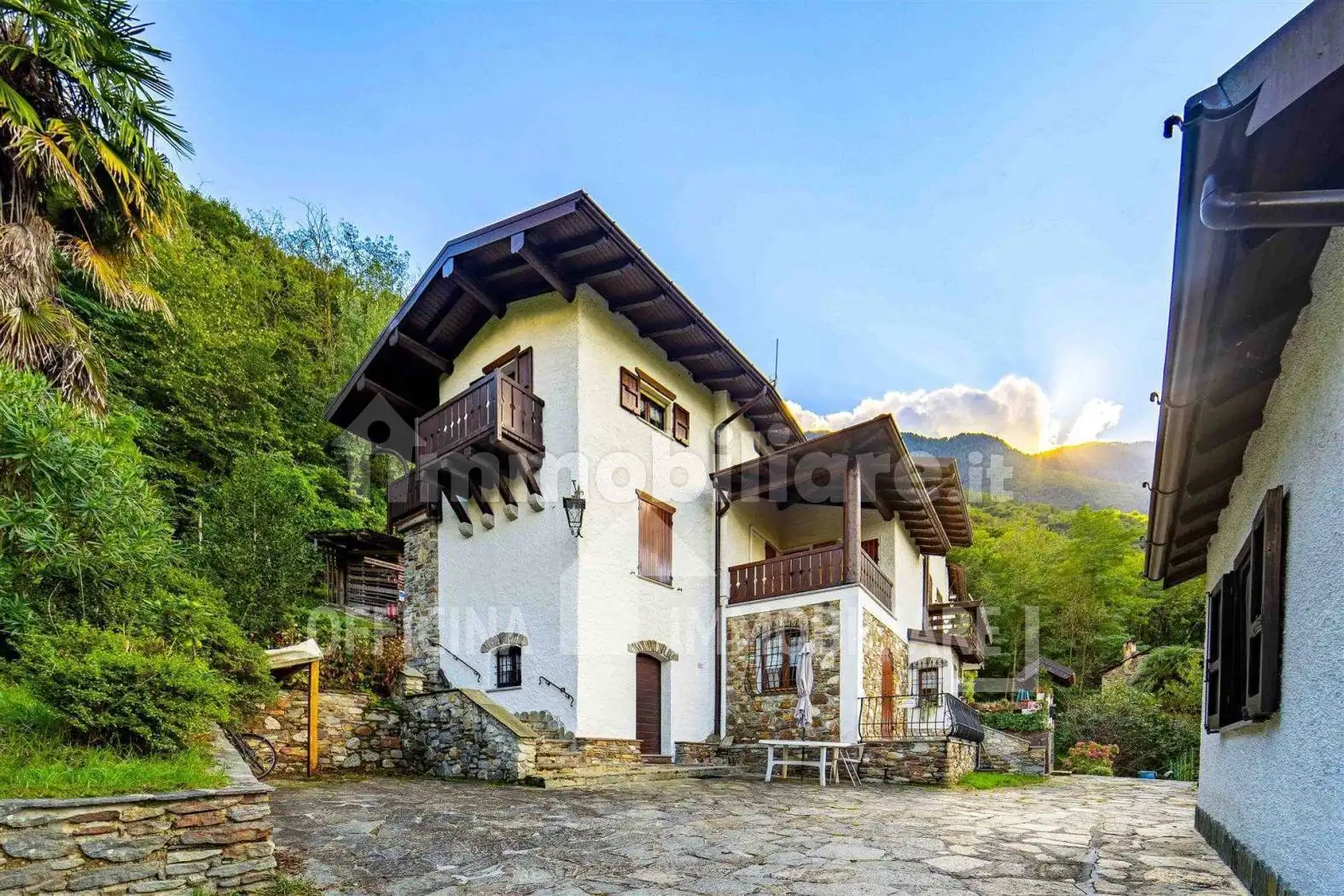 Villa in vendita a Delebio