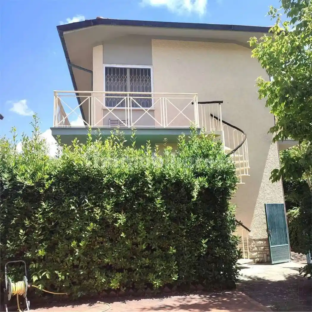 Appartamento in vendita a Pietrasanta