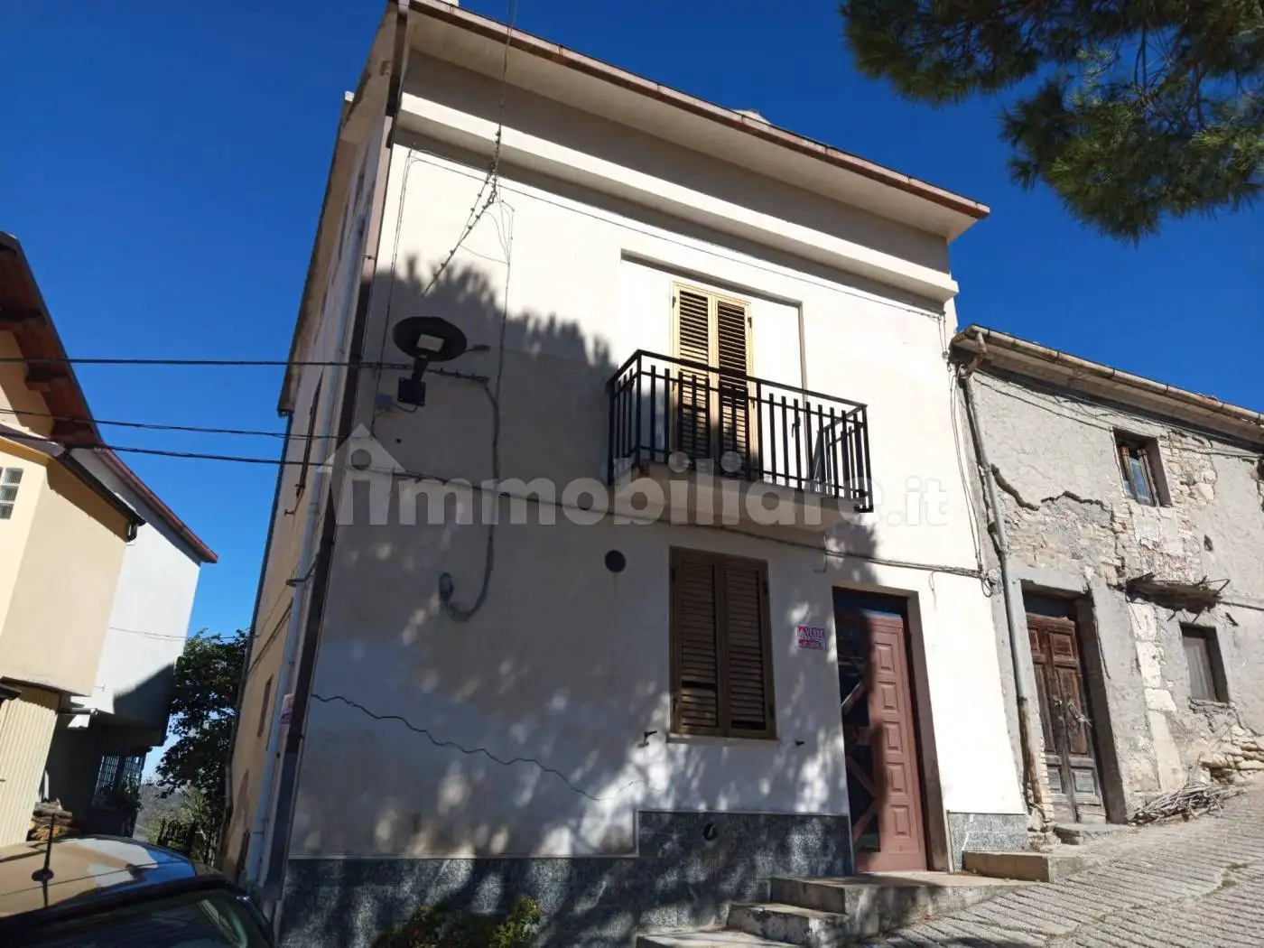 Casa indipendente in vendita a Roccascalegna