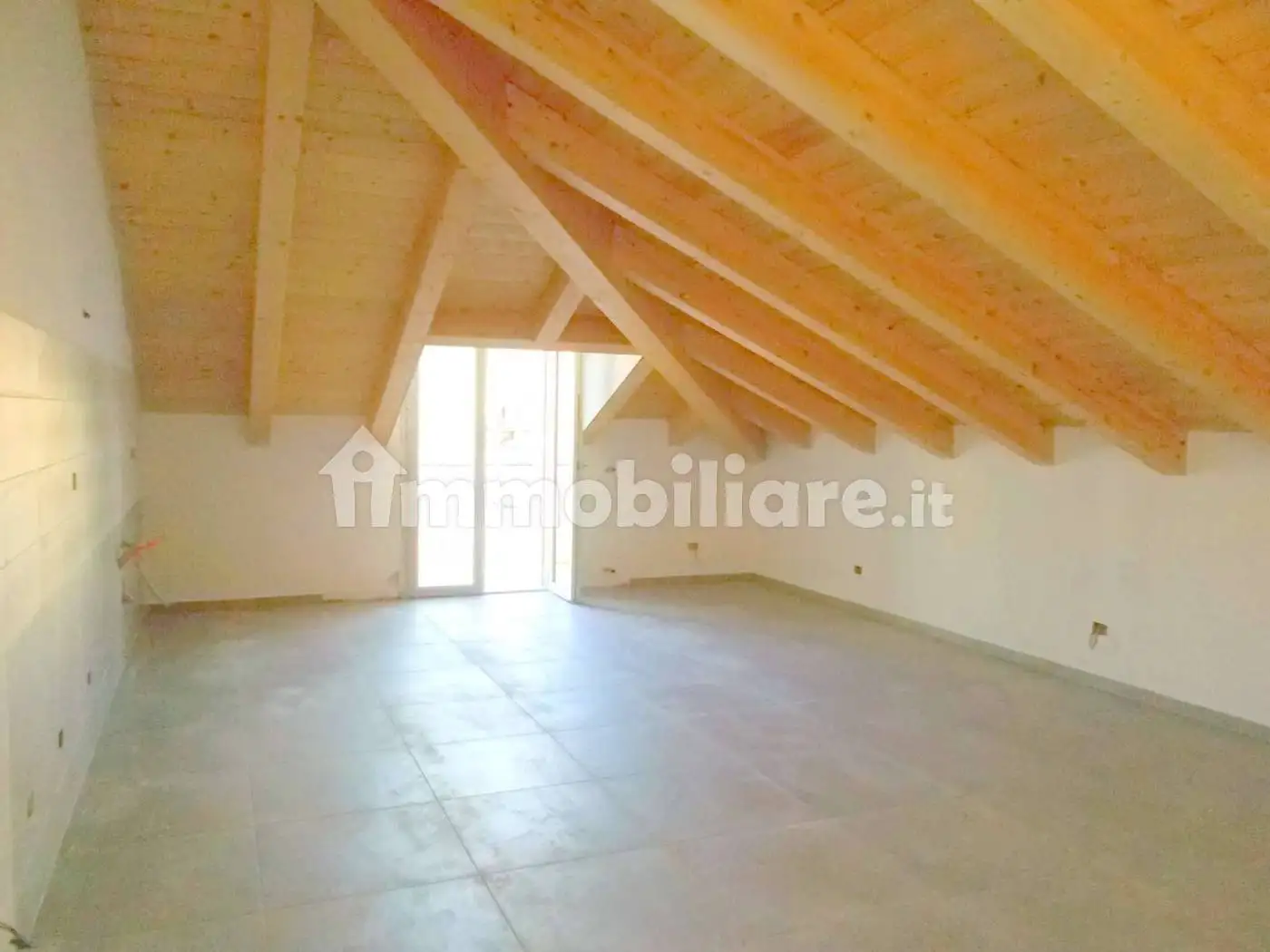 Appartamento nuovo, primo piano, Arienzo - foto 5