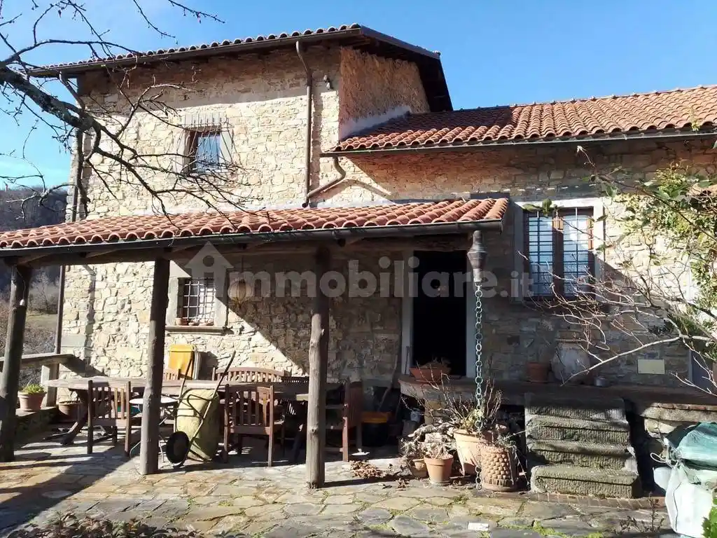 Rustico - Casale in vendita a Fivizzano