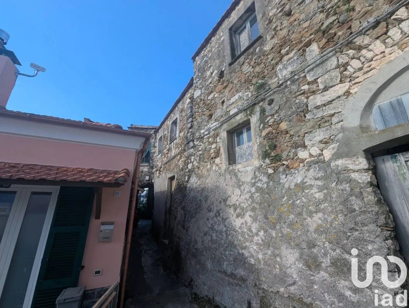 Palazzo - Edificio in vendita a Orco Feglino