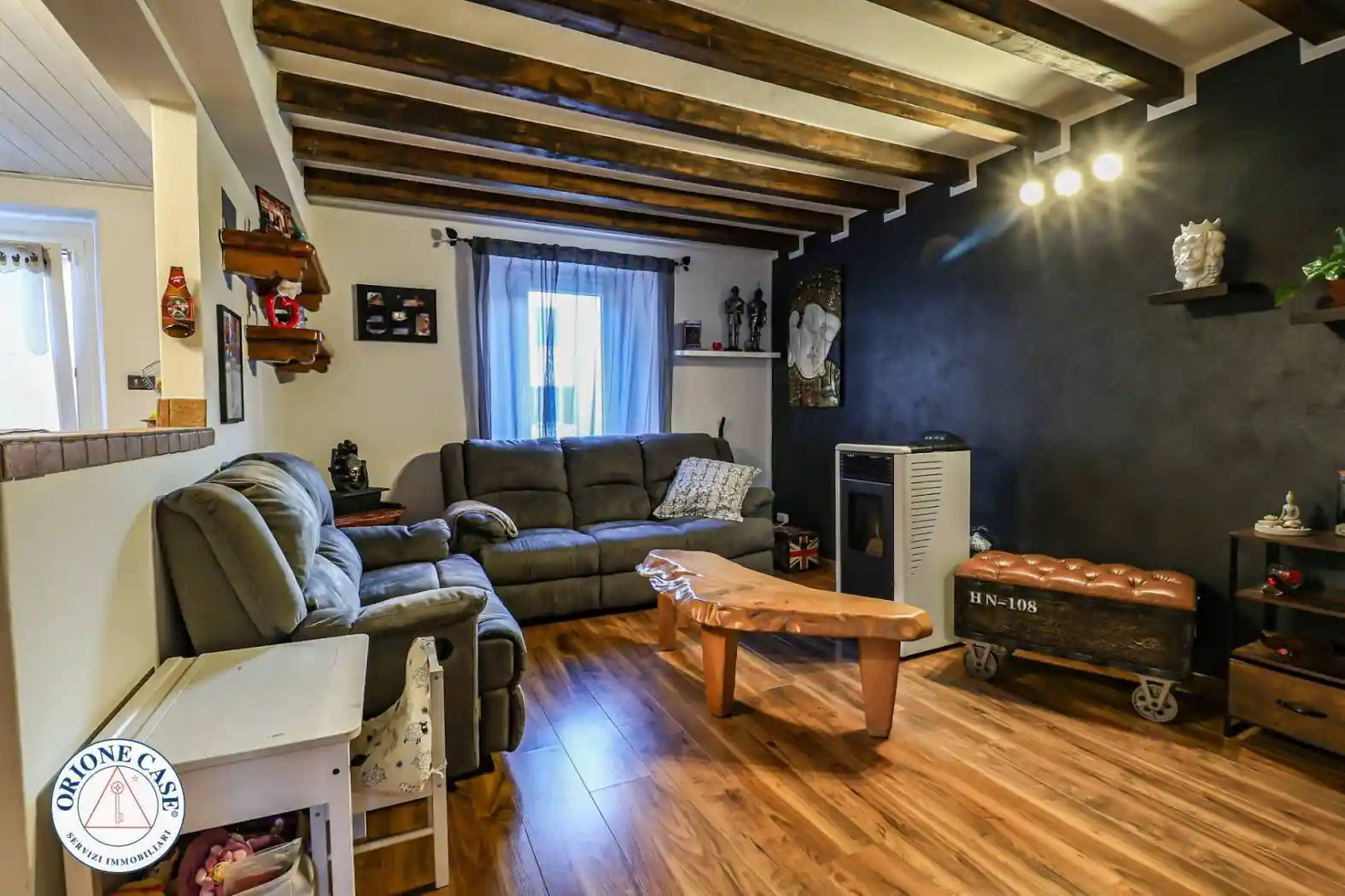 Casa indipendente in vendita a Cadegliano-Viconago