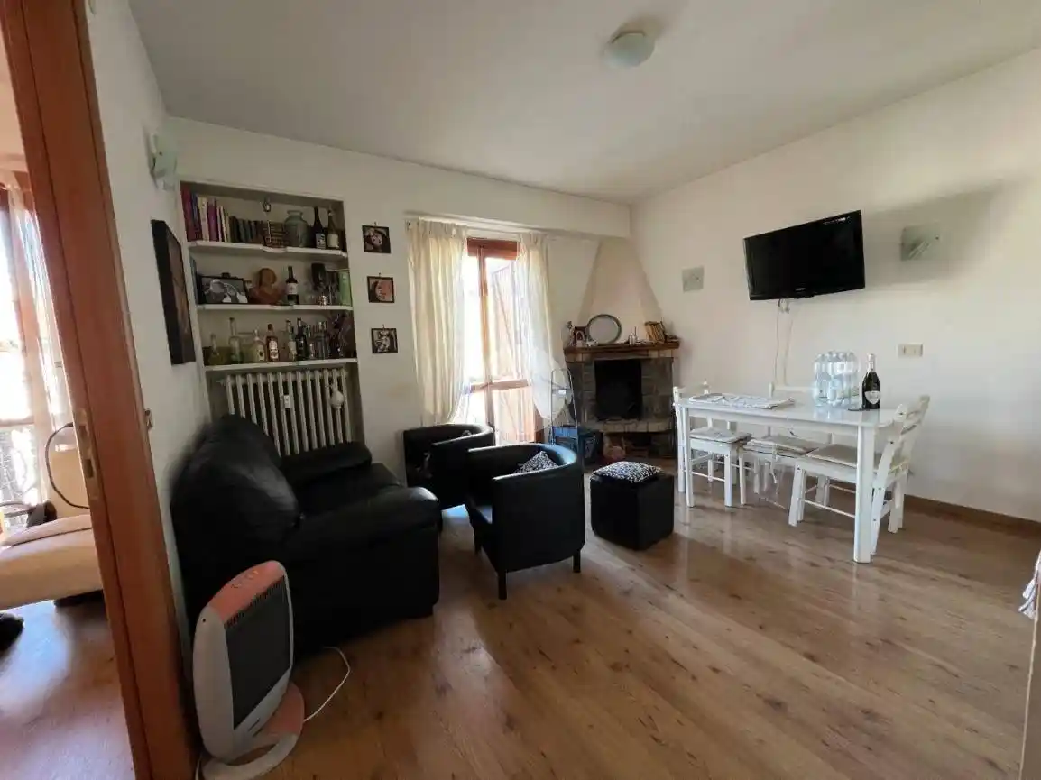 Trilocale via XXIV Maggio, Centro, Rocca di Mezzo - foto 4