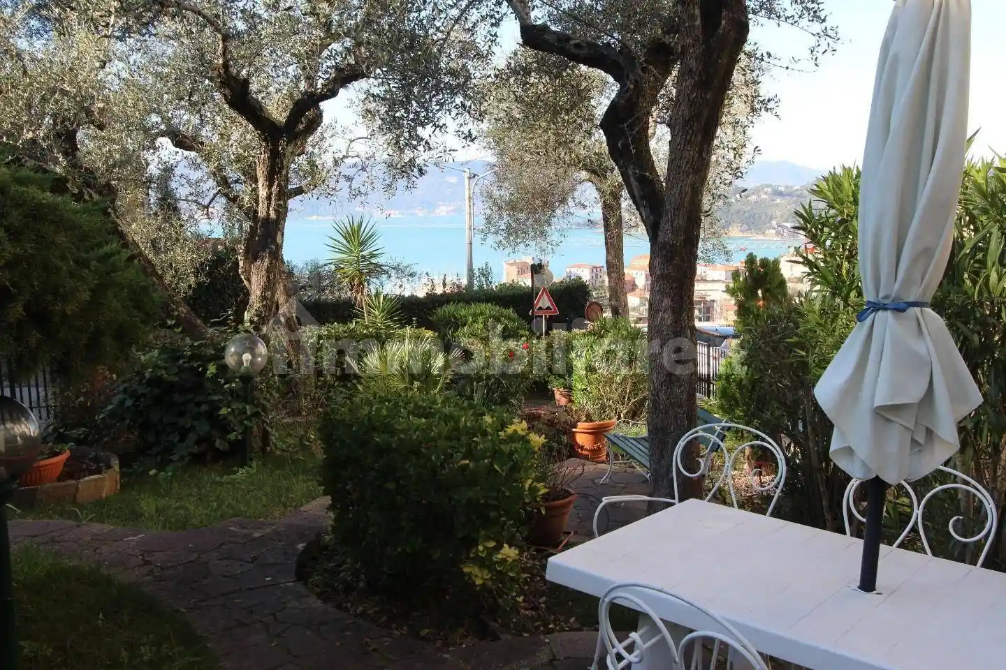 Appartamento in vendita a Lerici