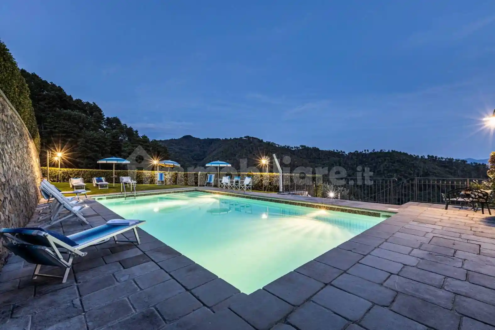 Villa in vendita a Camaiore