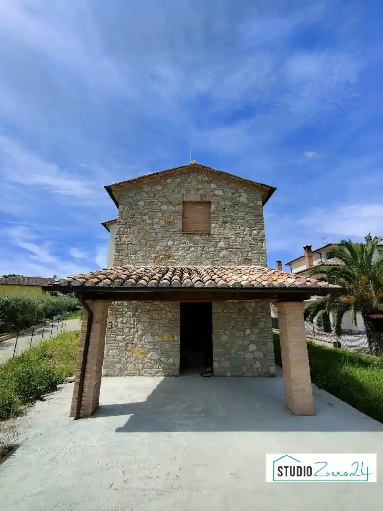 Casa indipendente in vendita a Avigliano Umbro