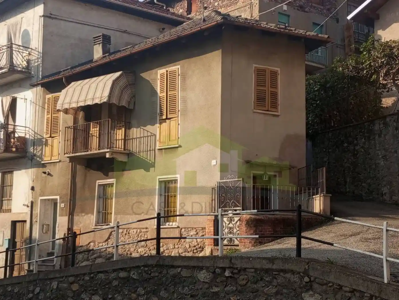 Casa indipendente in vendita a Borgosesia