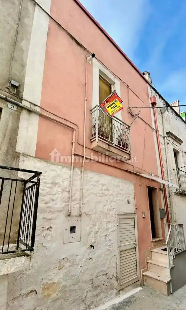 Casa indipendente in vendita a Cassano delle Murge