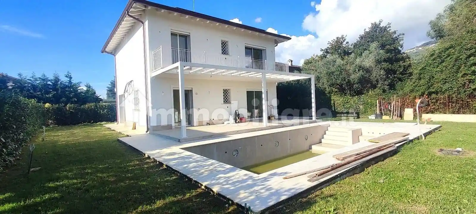Villa in vendita a Pietrasanta