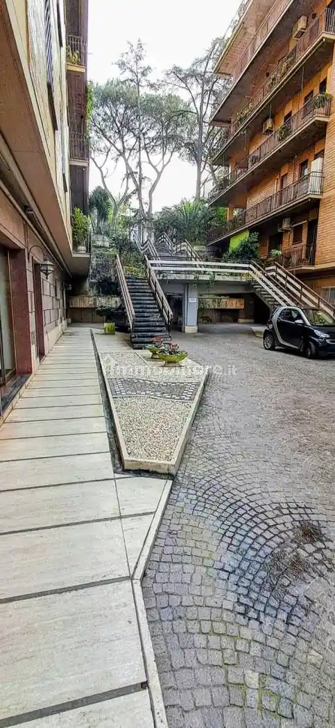 Trilocale buono stato, quinto piano, Ardeatino - Montagnola, Roma - foto 5