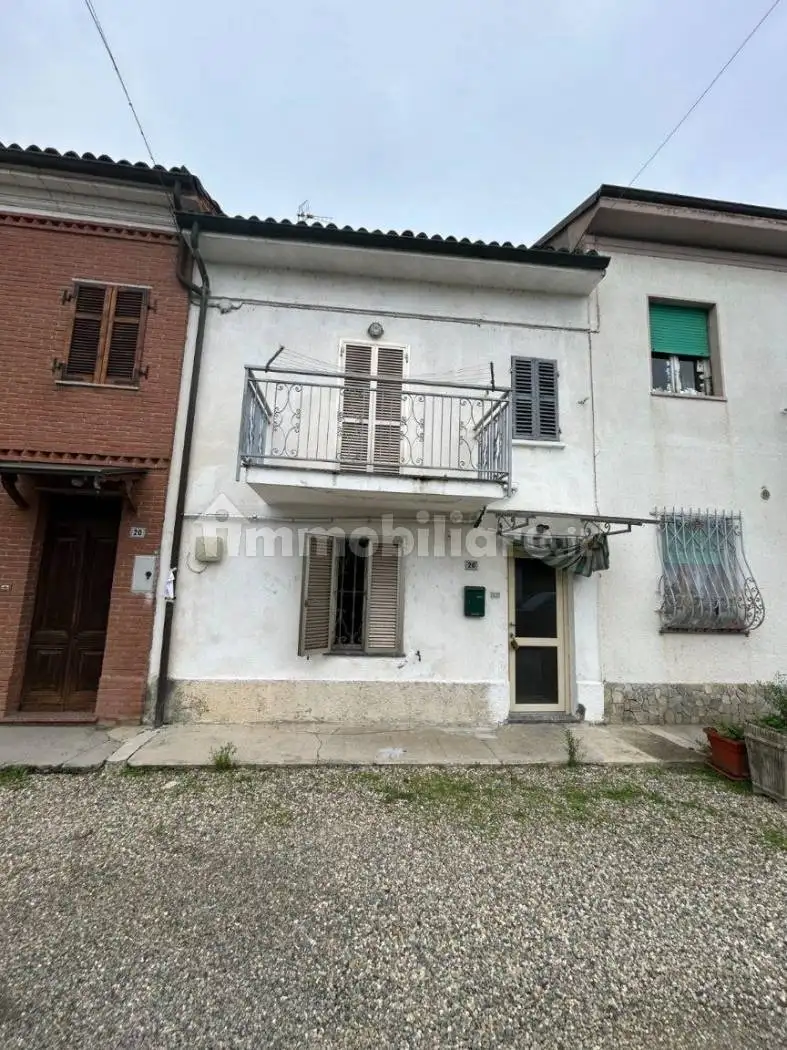 Casa indipendente in vendita a Alessandria