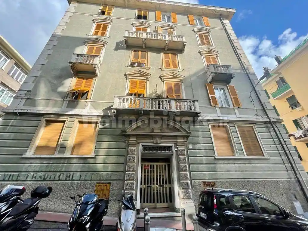 Appartamento in affitto a Genova