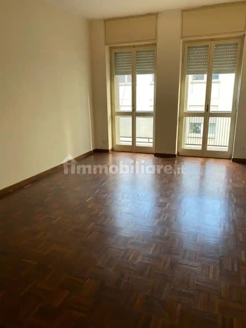 Appartamento in vendita a Vercelli