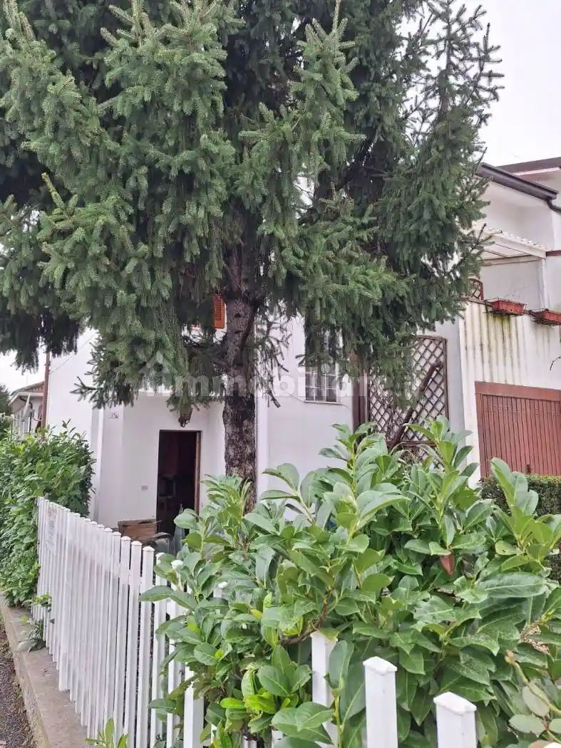 Villetta a schiera in vendita a Mediglia