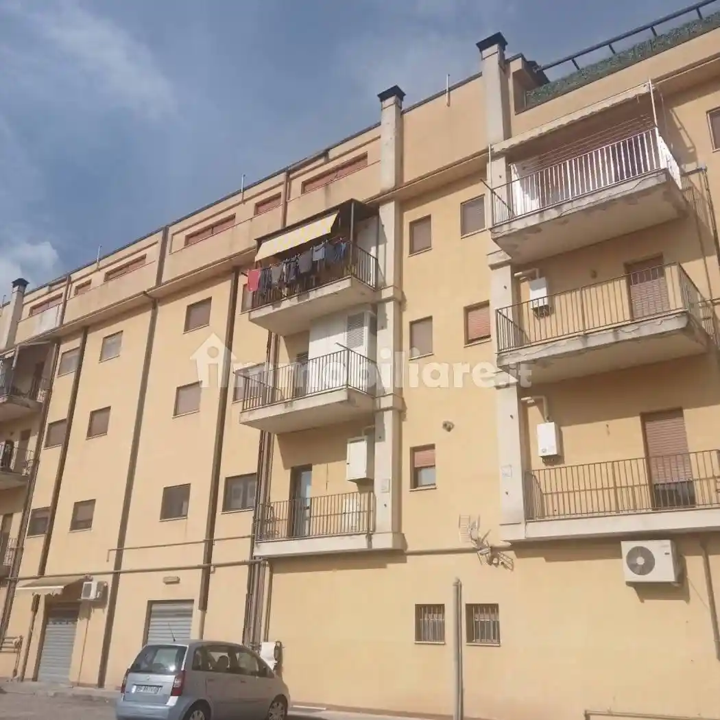 Trilocale via Raoul Follerau, Rione Libertà, Benevento - foto 5