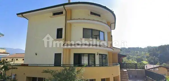 Villa in vendita a Cosenza