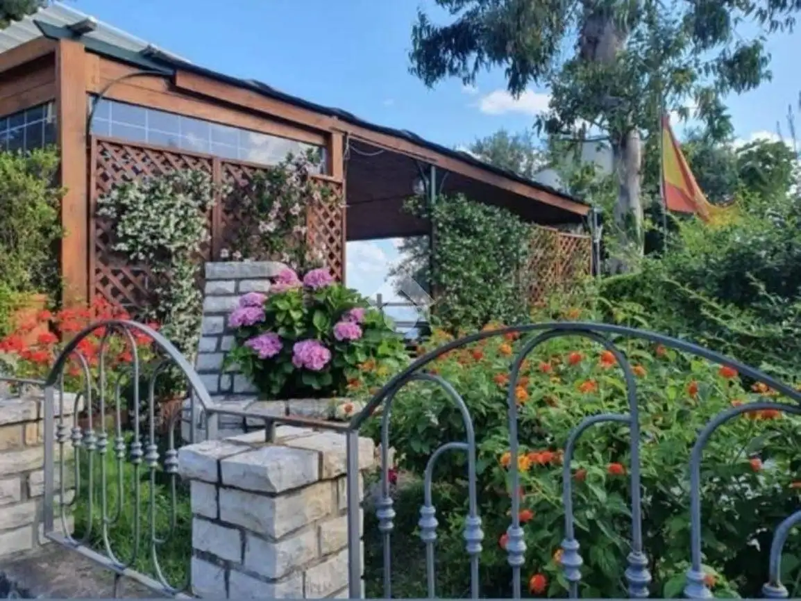 Casa indipendente in affitto a Massa Lubrense