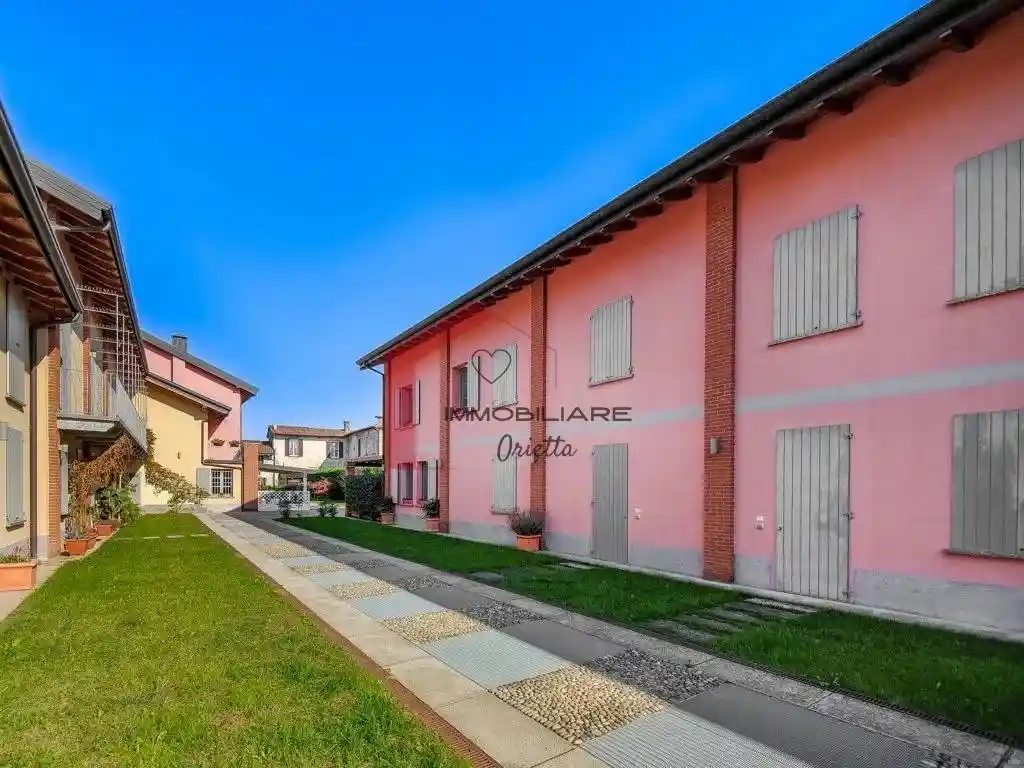 Villetta a schiera in vendita a Albairate