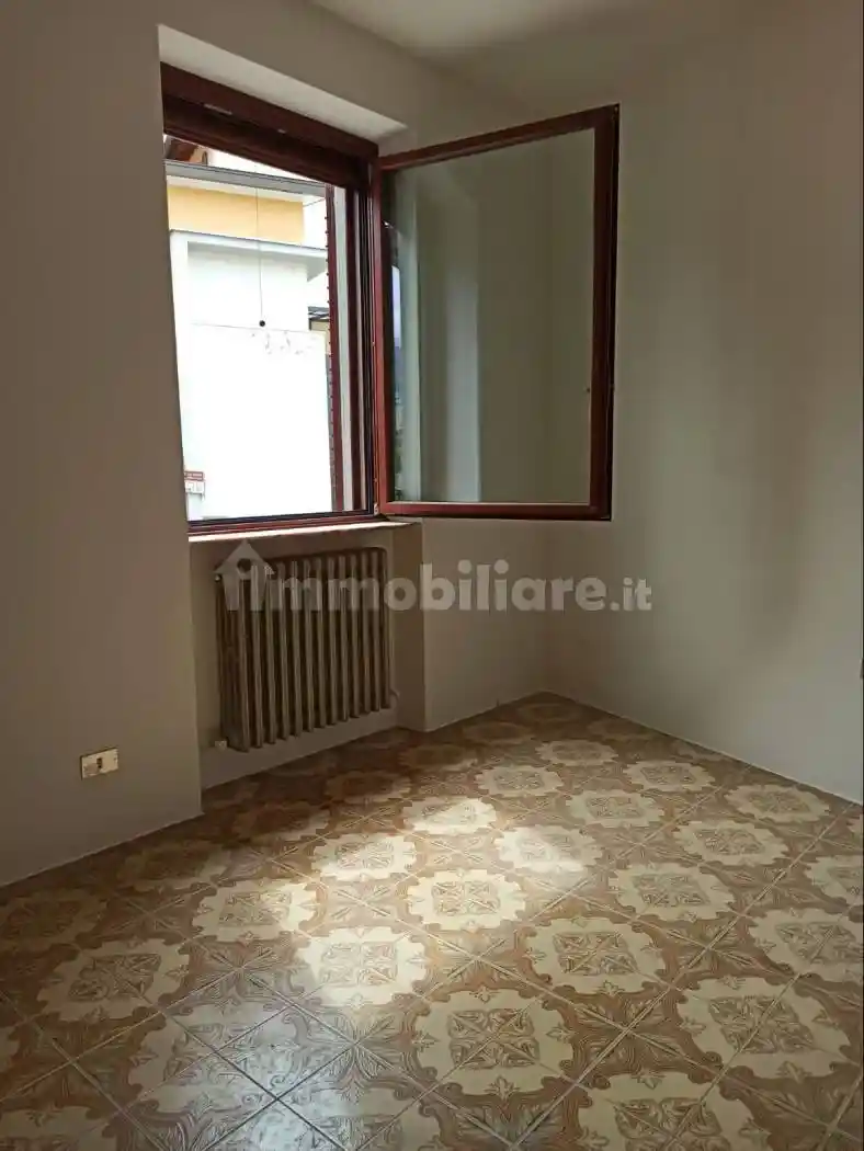 Appartamento in vendita a Peia