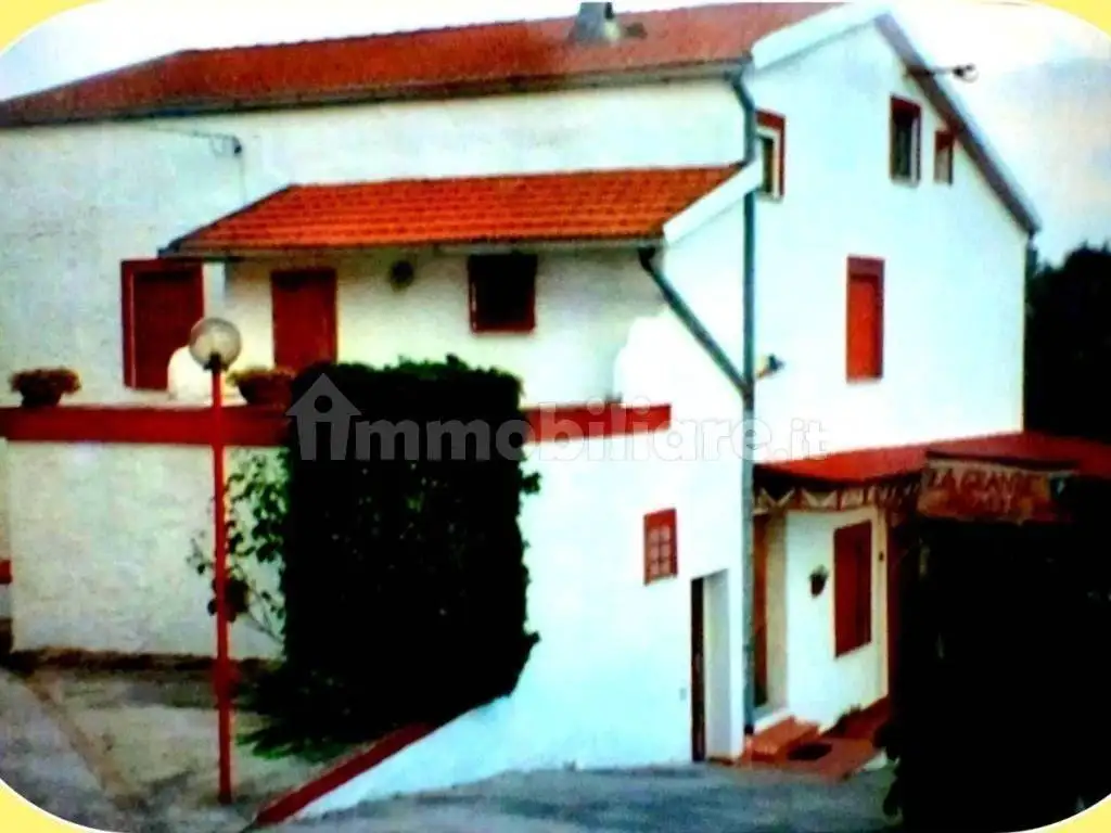 Casa indipendente in vendita a Conca della Campania