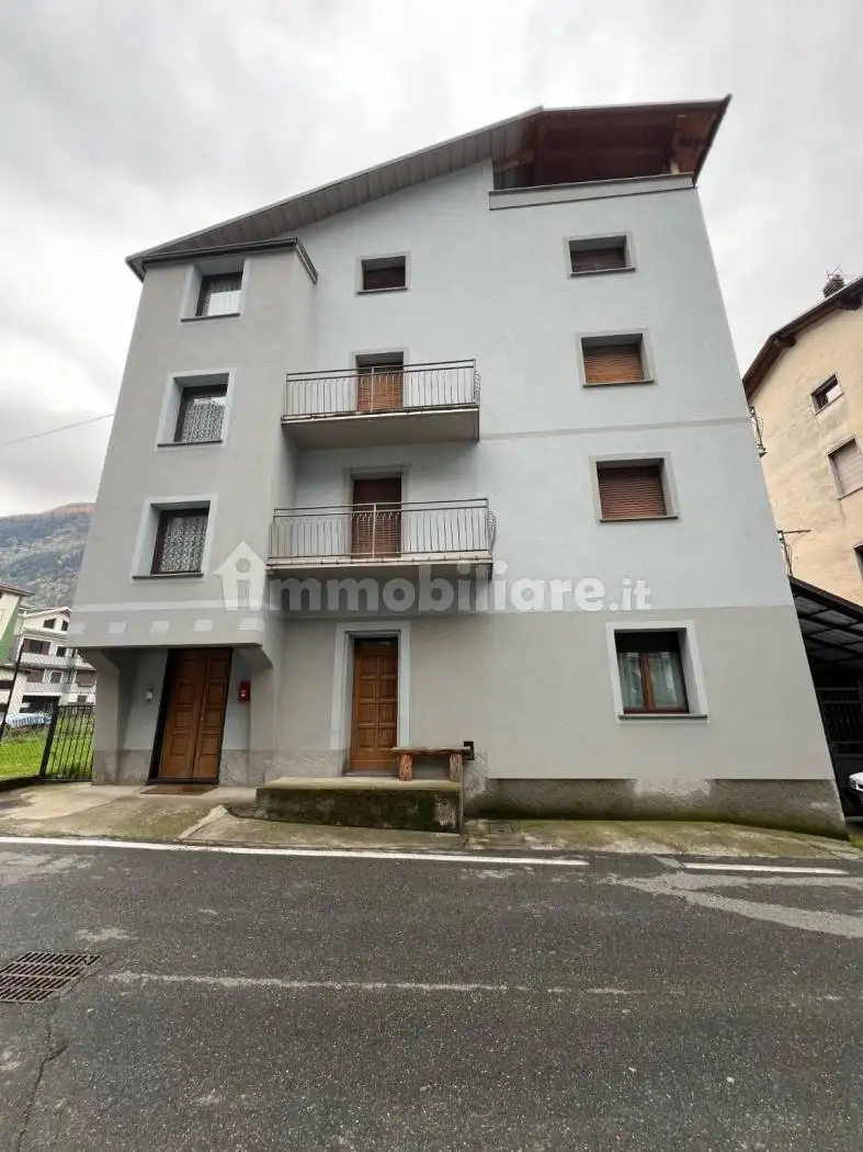 Appartamento in vendita a Grosio