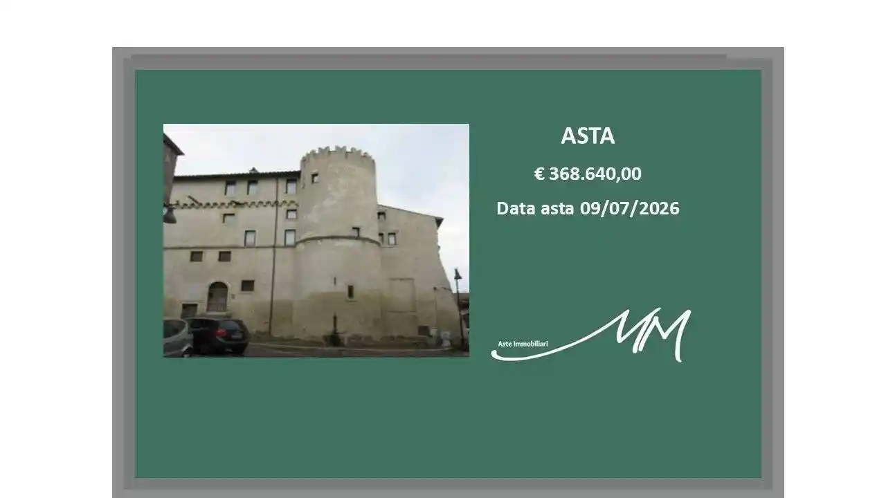 Palazzo - Stabile in vendita a Palombara Sabina