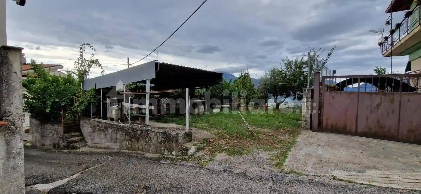 Casa indipendente in vendita a Cassino