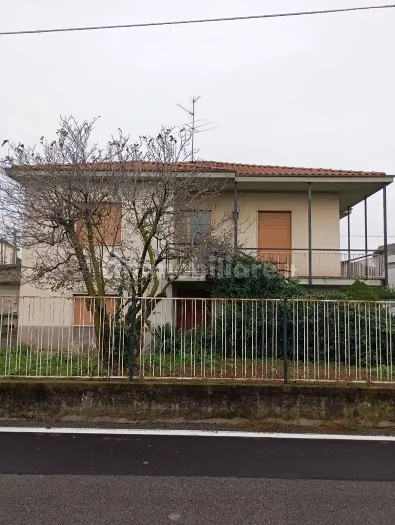 Villa in vendita a Treviolo