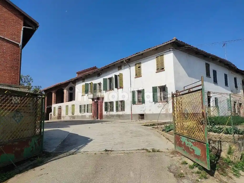 Cascina frazione Vaglierano 56, Vaglierano, Asti - foto 2