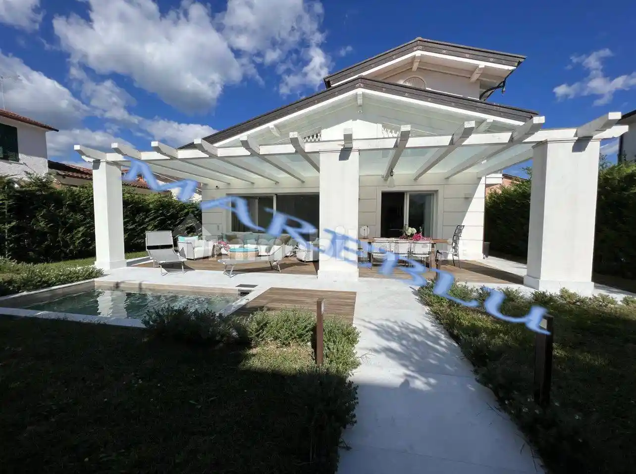 Villa in affitto a Forte dei Marmi