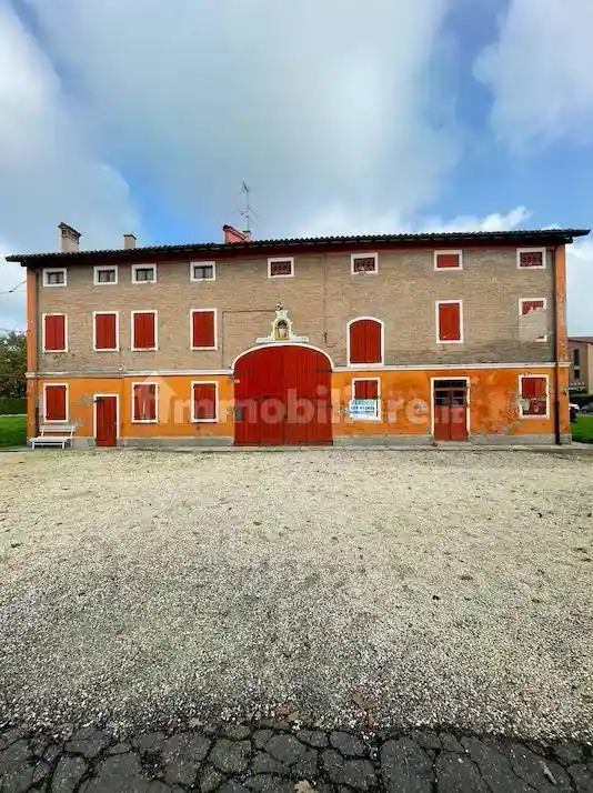 Rustico - Casale in vendita a Bomporto