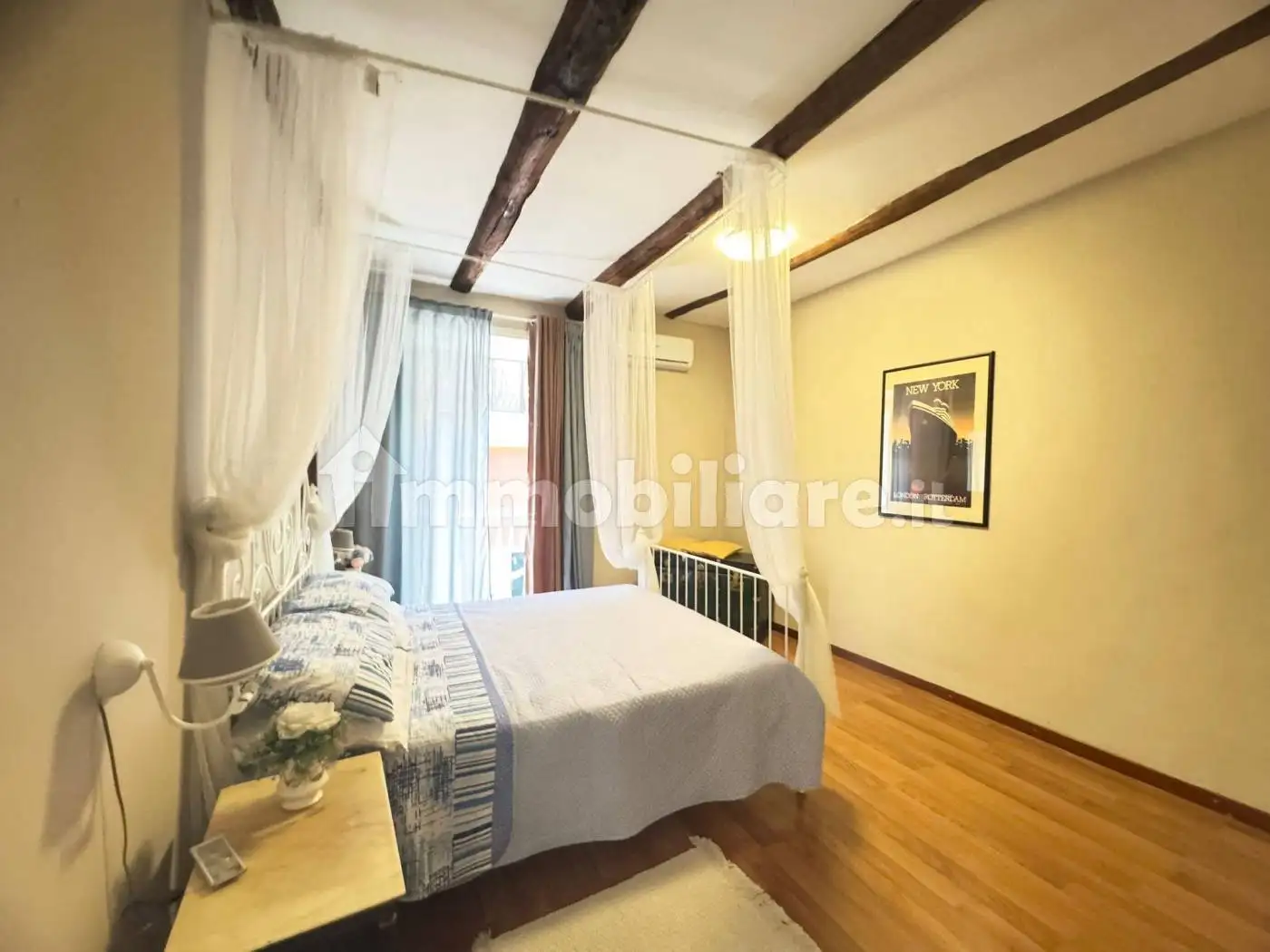 Appartamento in affitto a Napoli