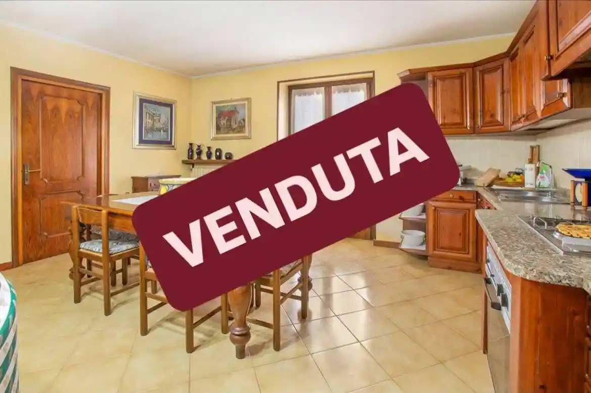 Villa in vendita a Borgo San Giacomo