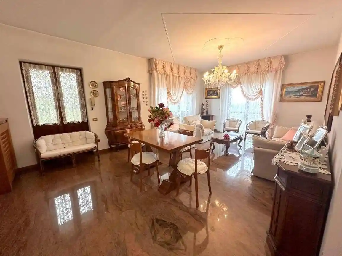 Villa in vendita a Castelli Calepio