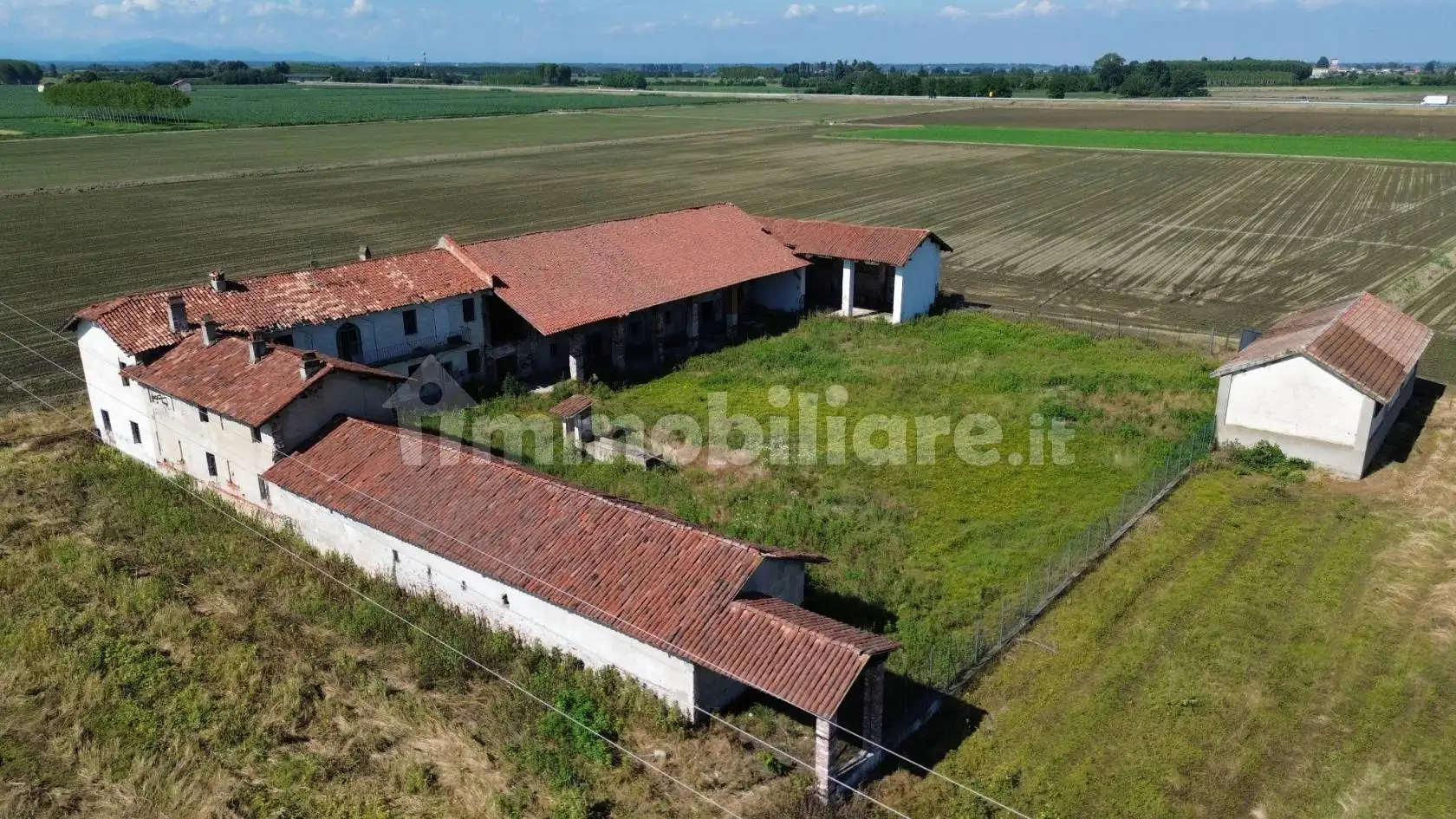 Rustico - Casale in vendita a Vicolungo