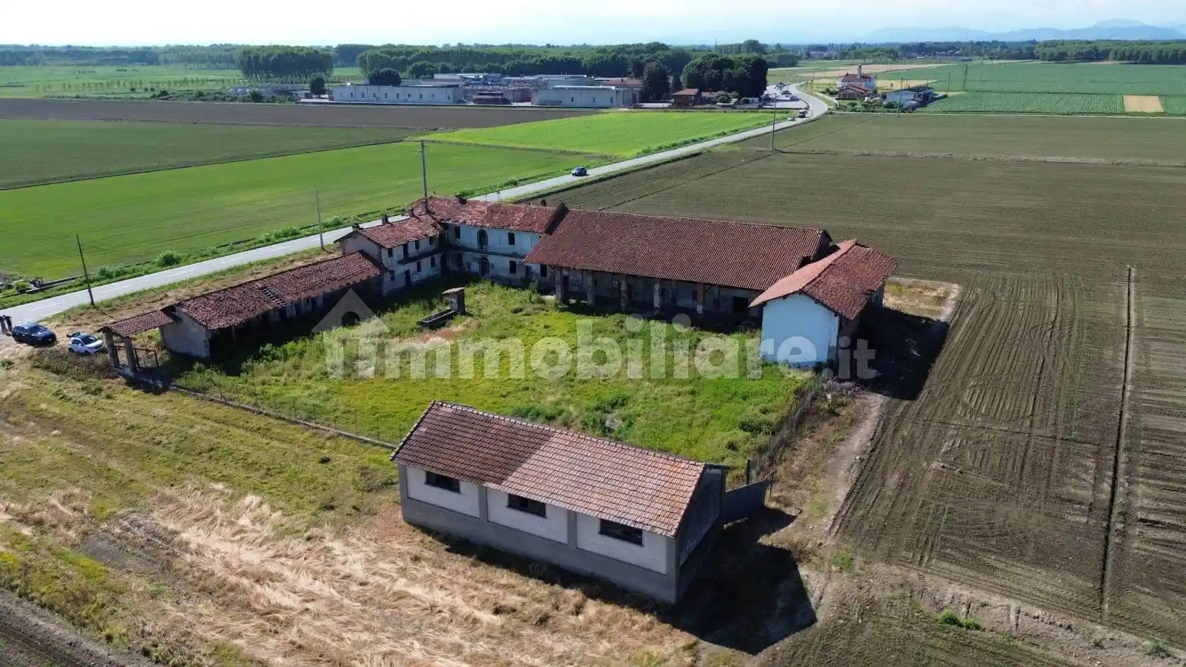 Rustico, da ristrutturare, 10000 m², Vicolungo - foto 2
