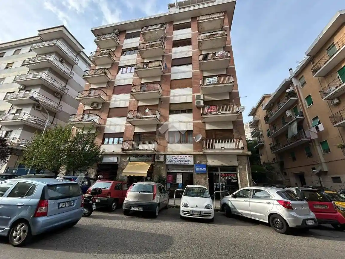 Quadrilocale via Emilio Capizzano 21, Stadio - Città 2000, Cosenza - foto 4