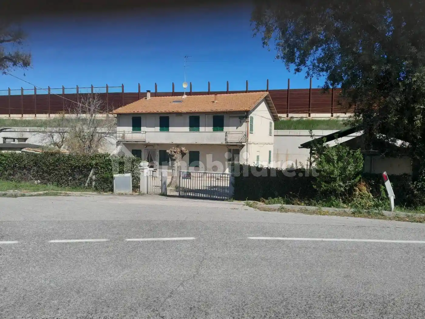 Villa in vendita a Mondolfo