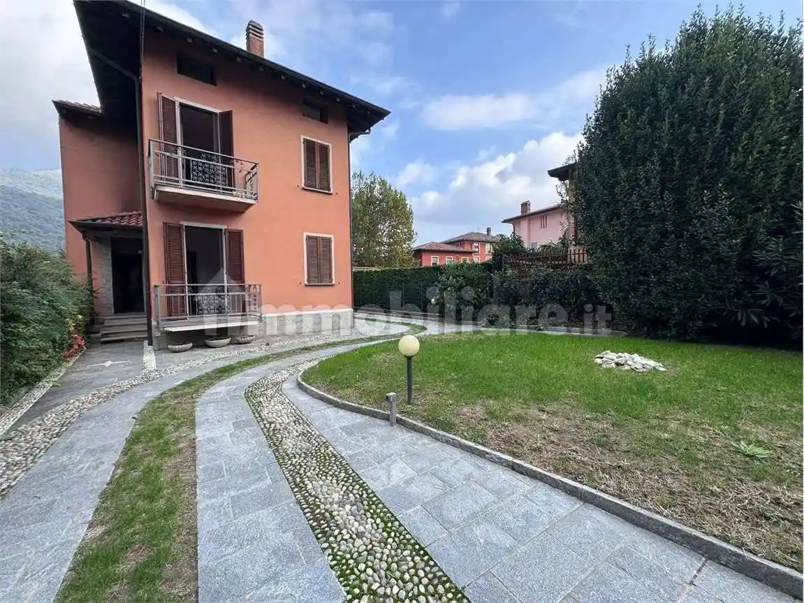 Villa unifamiliare 180 m², Corneno Galliano Carella Mariaga, Eupilio - foto 3