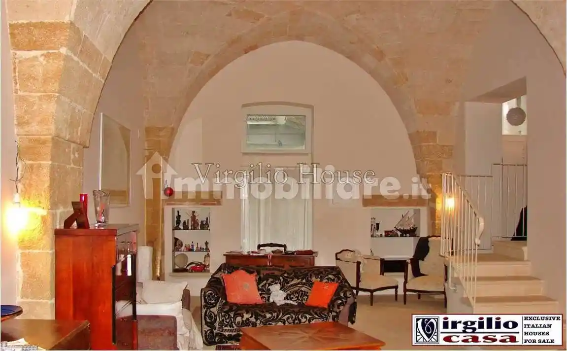 Casa indipendente in vendita a Brindisi